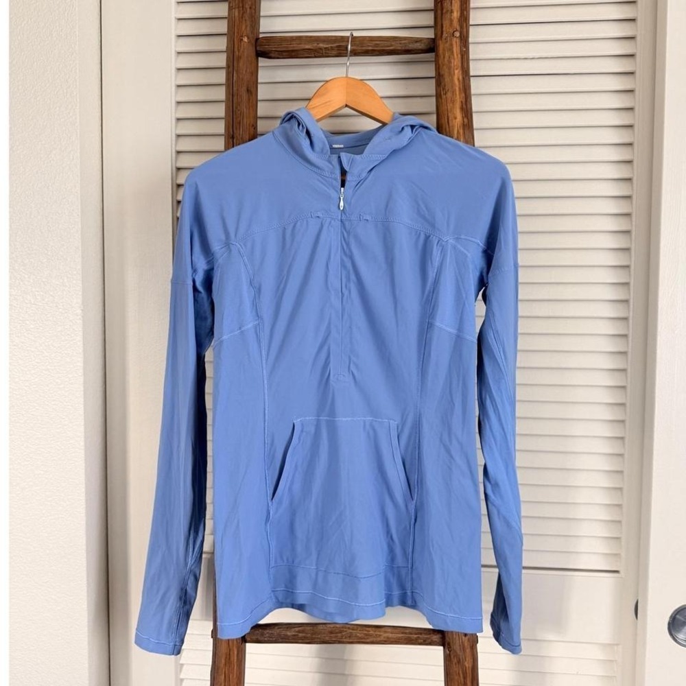 Lululemon Blue Hooded Half Zip Athleisure Lightweight Long‎ Sleeve Top Women's